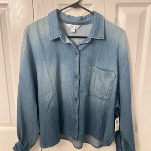 Old Navy Light Blue Cropped Denim Shirt